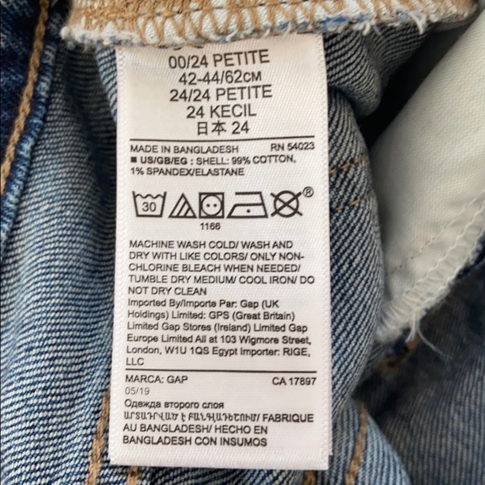 Gap Denim mid rise girlfriend woman’s jeans - Picture 7 of 9